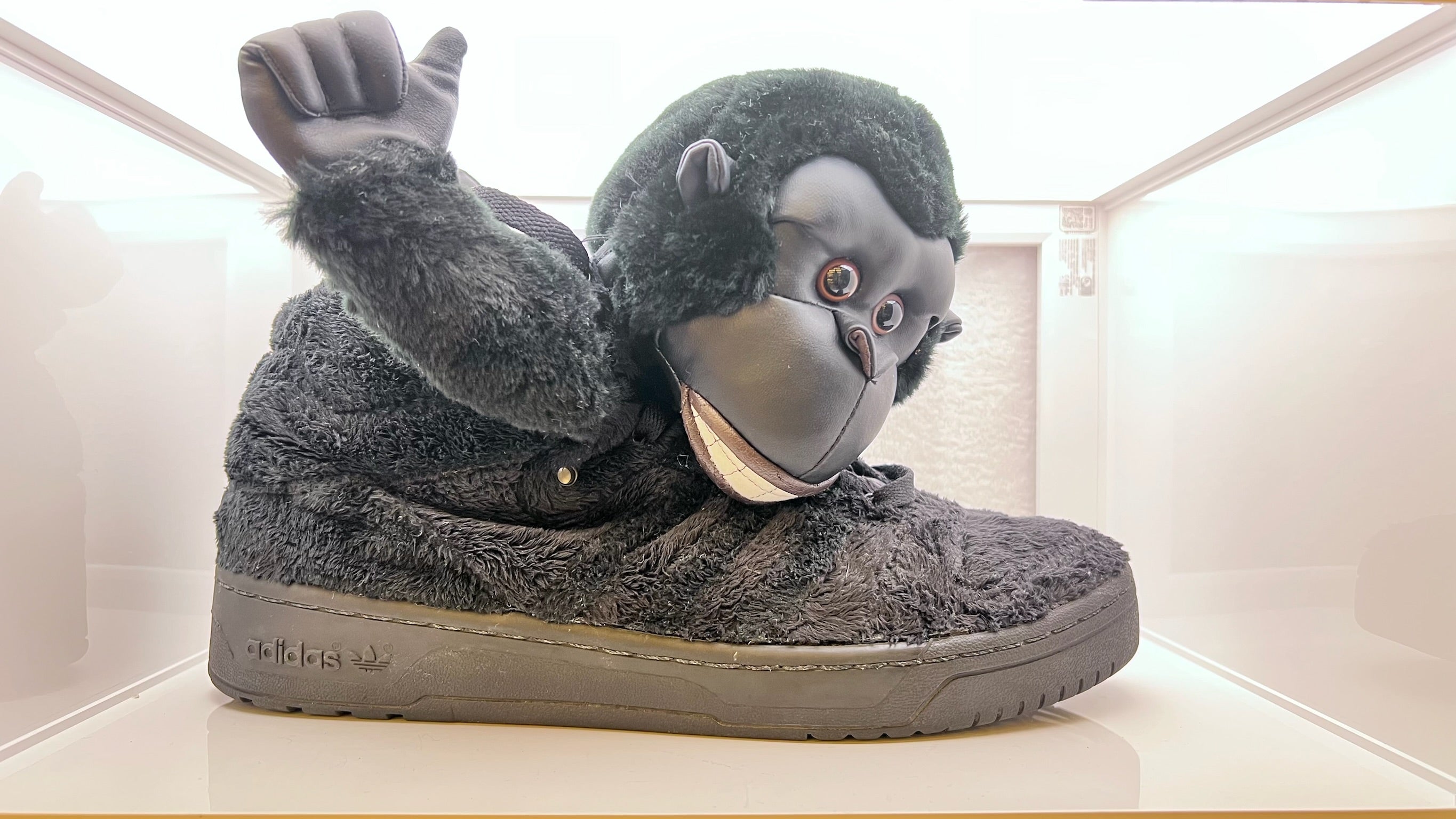 Jeremy Scott x Adidas Gorilla — Black