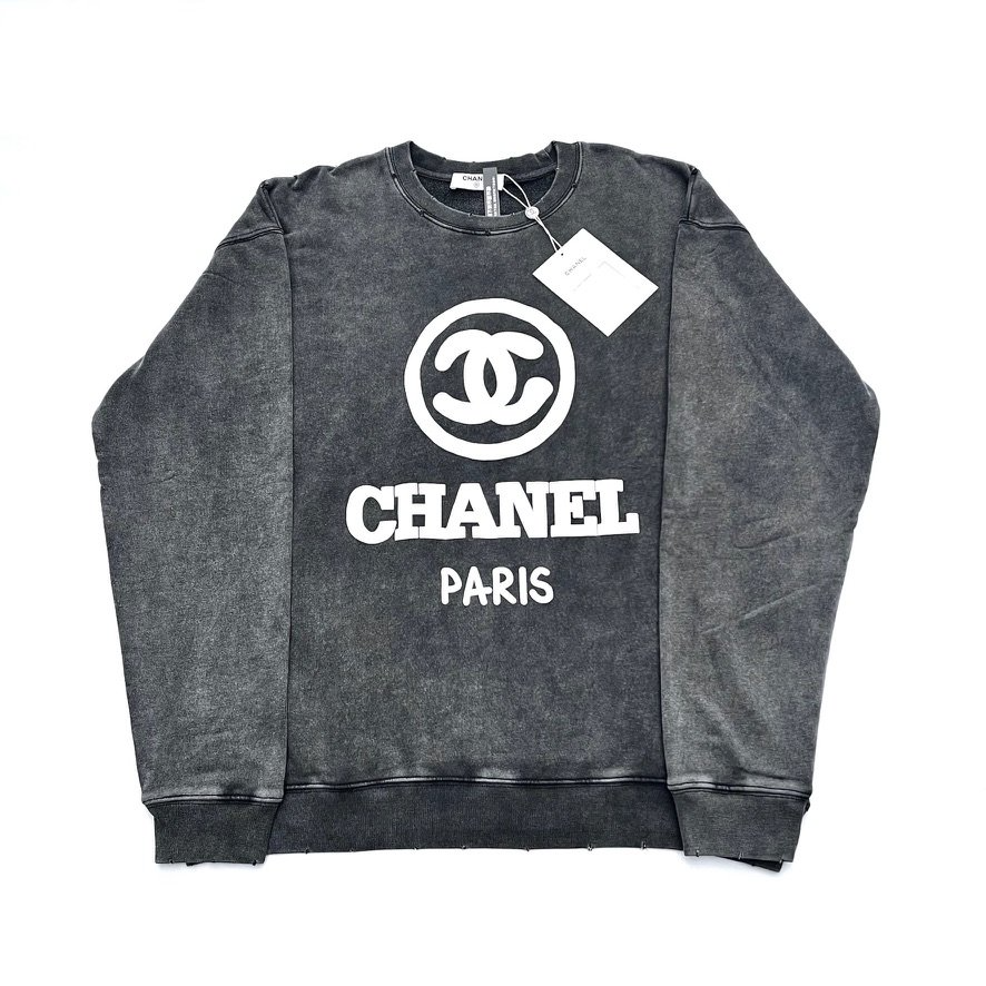 Chanel Paris Sweatshirt Cinza